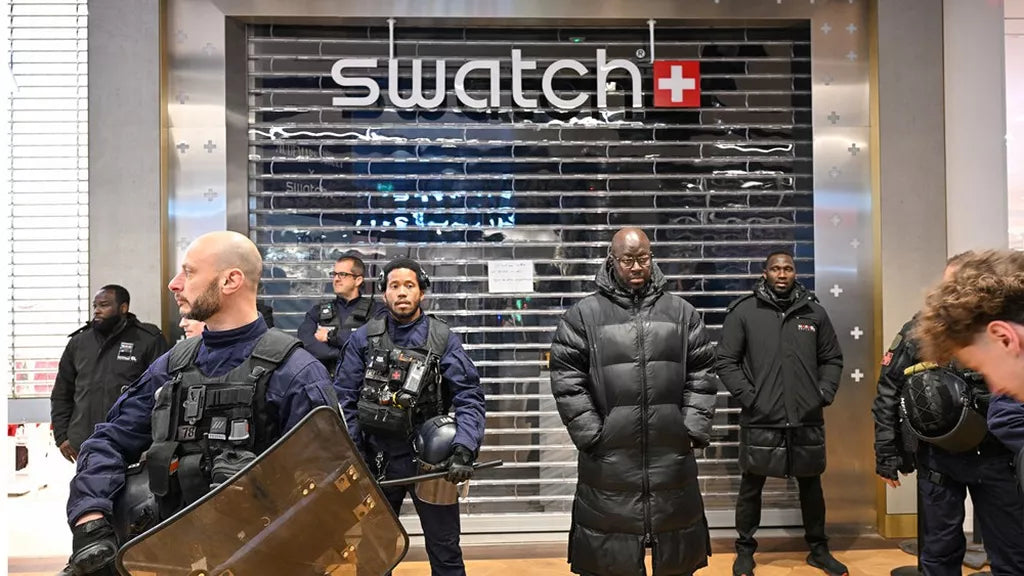 Une montre à 385€ provoque des scènes de violence en France... et c'est exactement ce qu'AP espérait