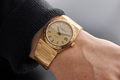 189 000 CHF aux enchères pour une montre à 35 000 € : la Vacheron Constantin 222 fascine les experts