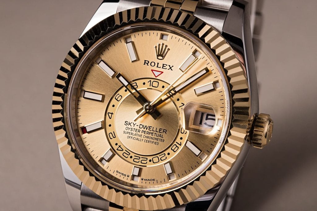 Les prix du Rolex Sky-Dweller explosent en 2025 : jusqu’à 80 % au-dessus du tarif officiel