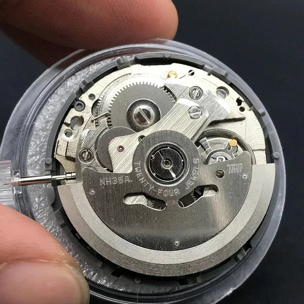 Mouvement De Montre Automatique Neuf - Calibre AS 1863, Radiant Dato, Argent - Fabriqué En Suisse