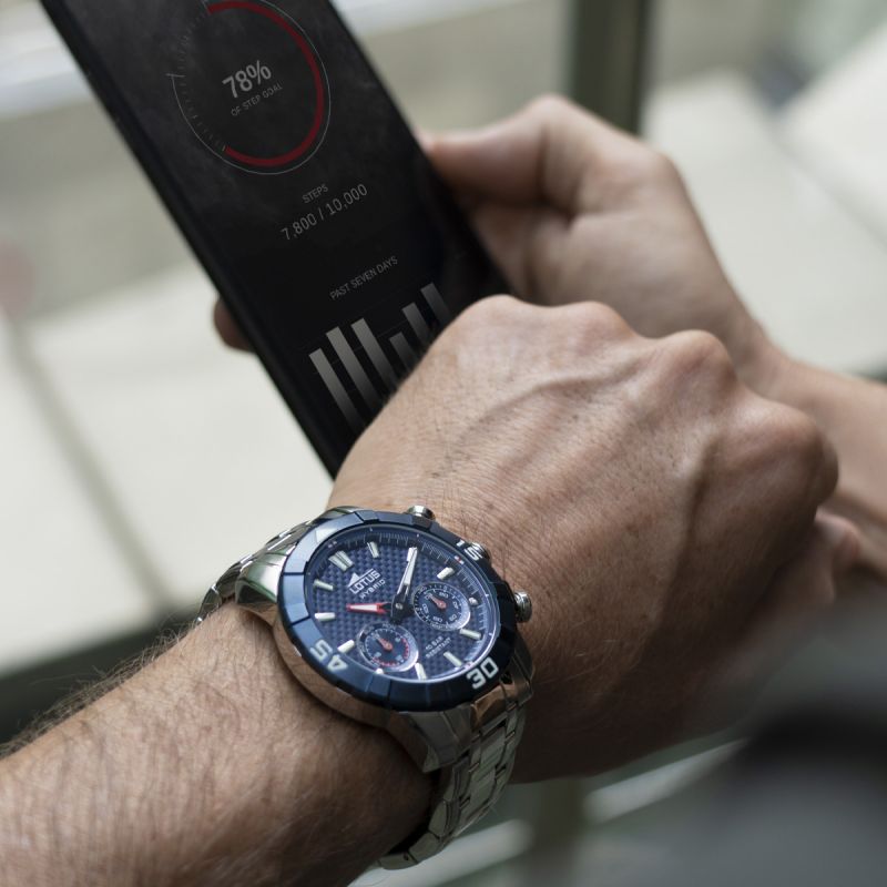 Notre avis sur les montres Lotus : le mariage quartz japonais et boîtier espagnol vaut-il le prix ?