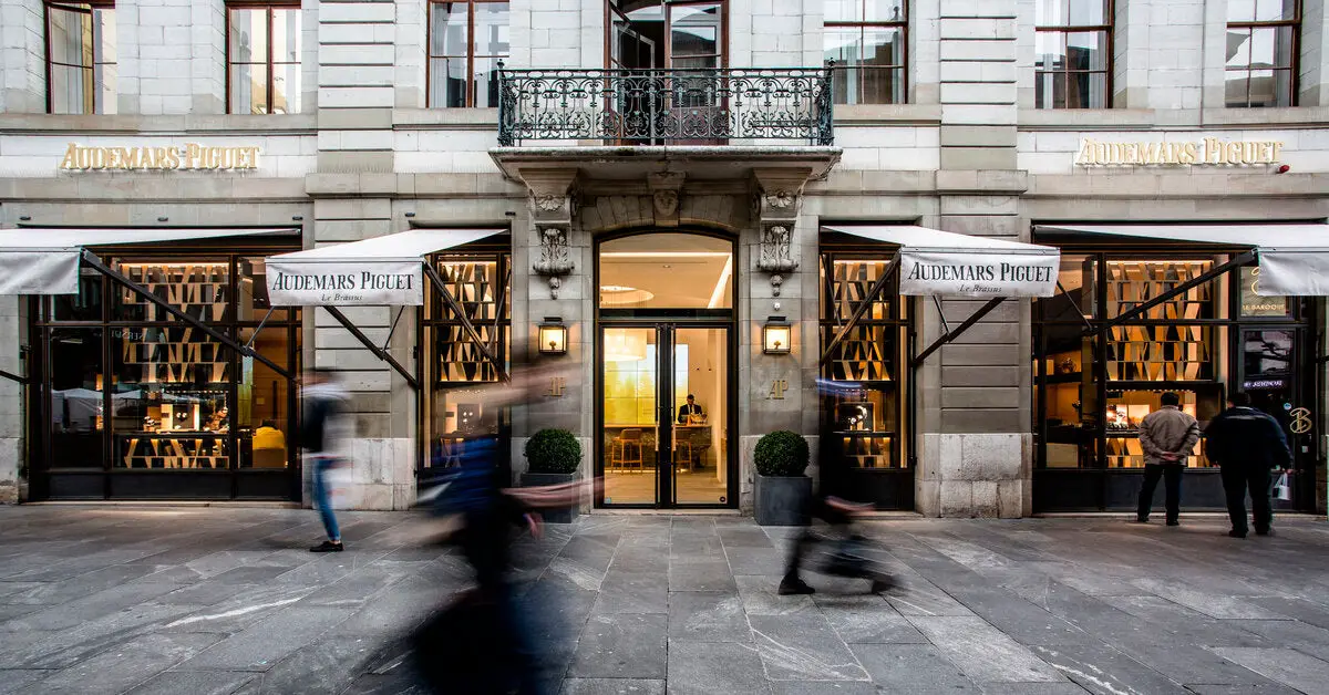 Montres rares, luxe discret : voici la boutique Audemars Piguet la plus exclusive de la Côte d’Azur