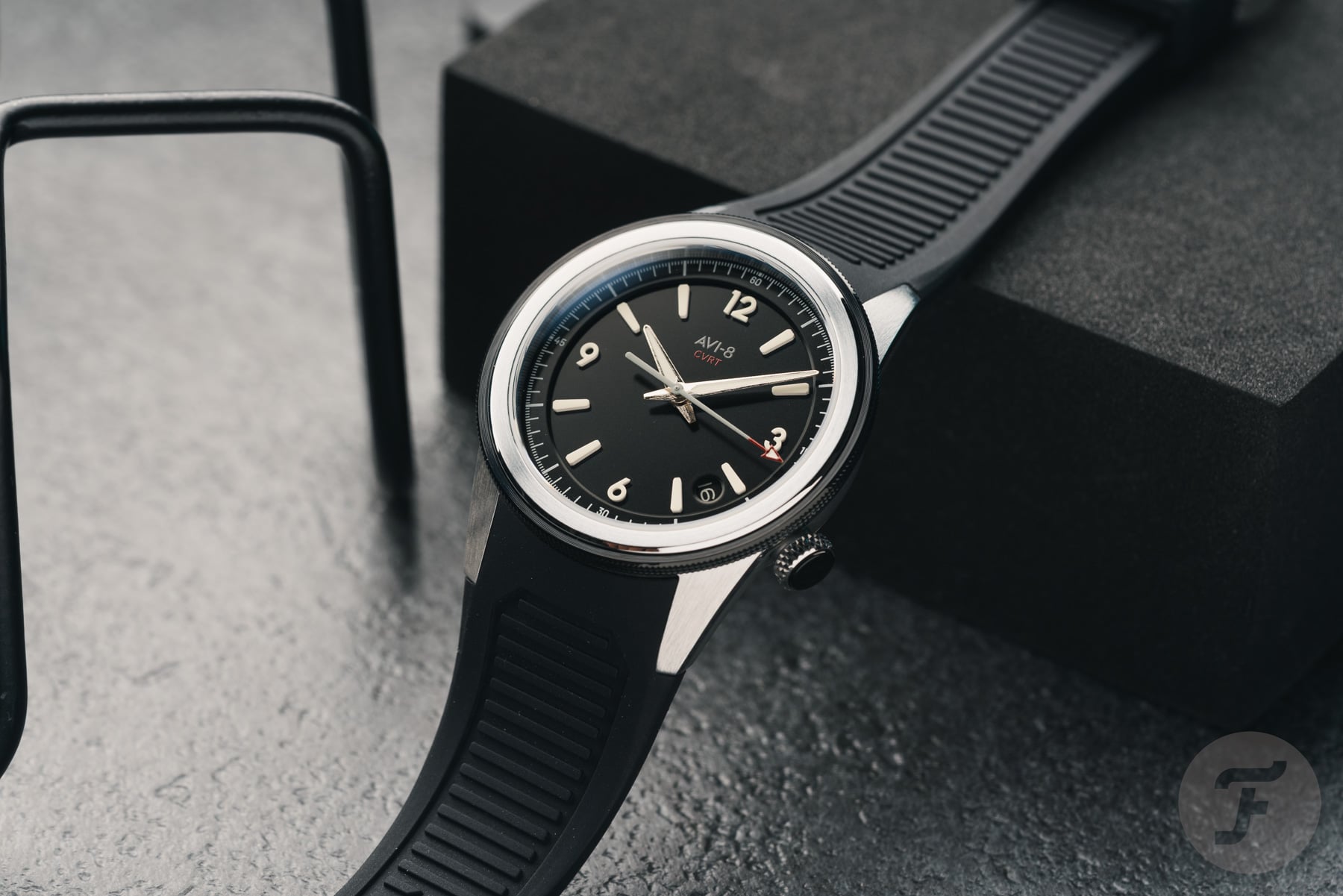 Inspirée par un blindé britannique, cette montre automatique attire déjà l'attention des collectionneurs