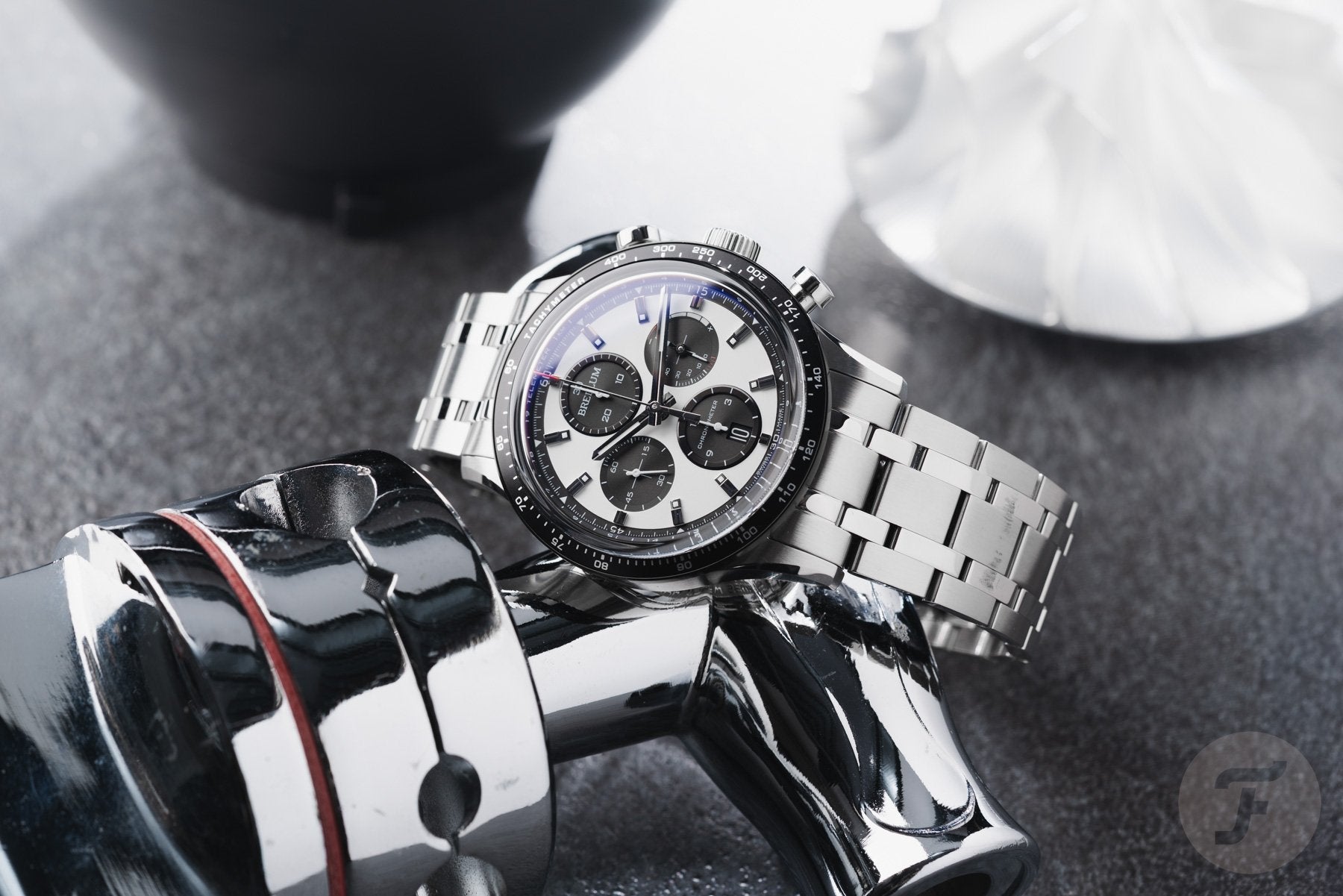 Ce chronographe suisse en édition limitée avec réserve de marche affole les collectionneurs en 2025