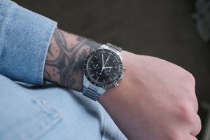 Cette Omega Speedmaster à 17 000 € fascine les puristes... grâce à un mouvement relancé après 50 ans