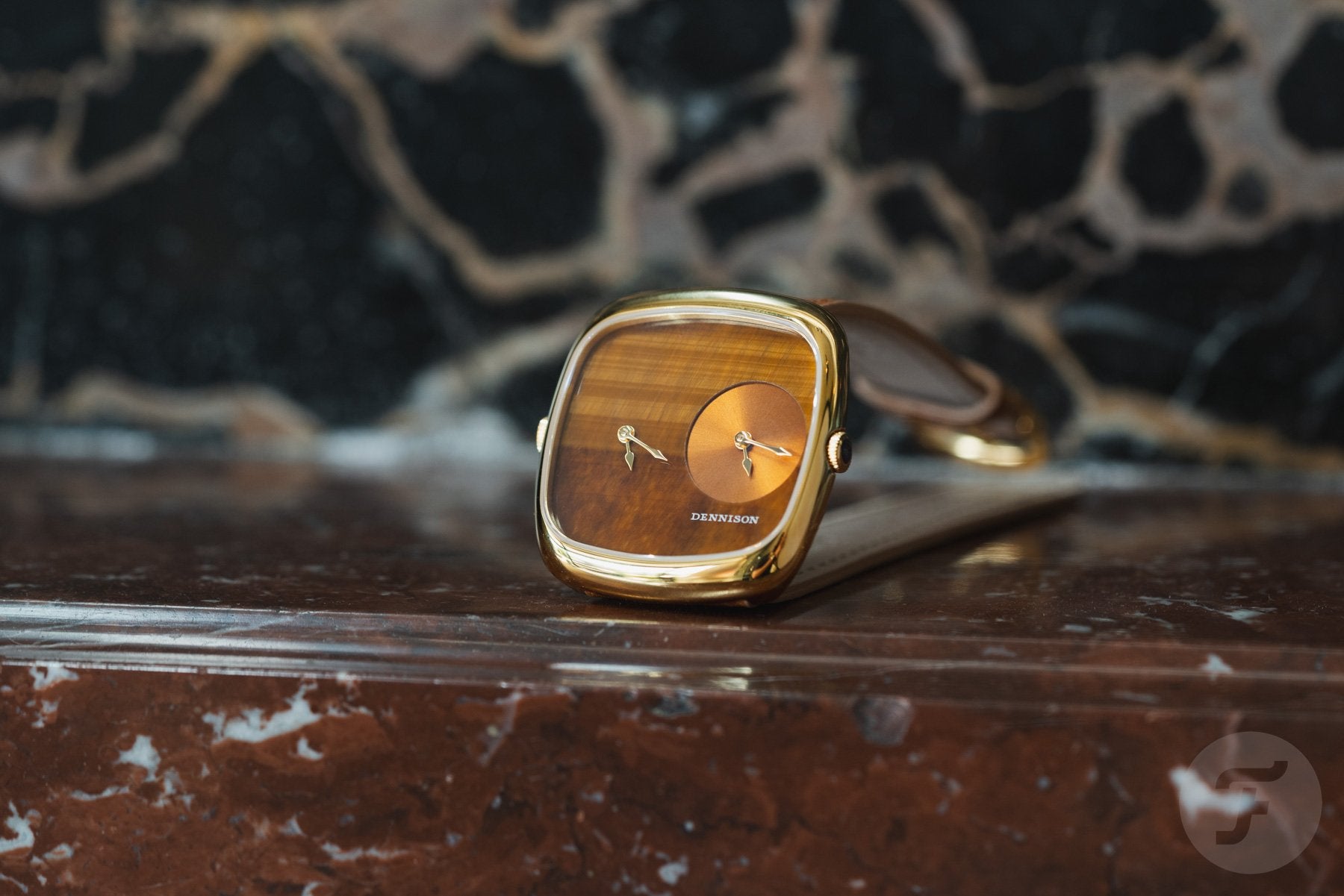 C’est officiel : ces 5 montres à quartz à moins de 1 000 € séduisent les passionnés en 2025