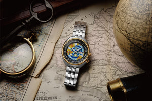 C’est la montre au cadran carte du monde la plus culte des années 70… elle revient enfin