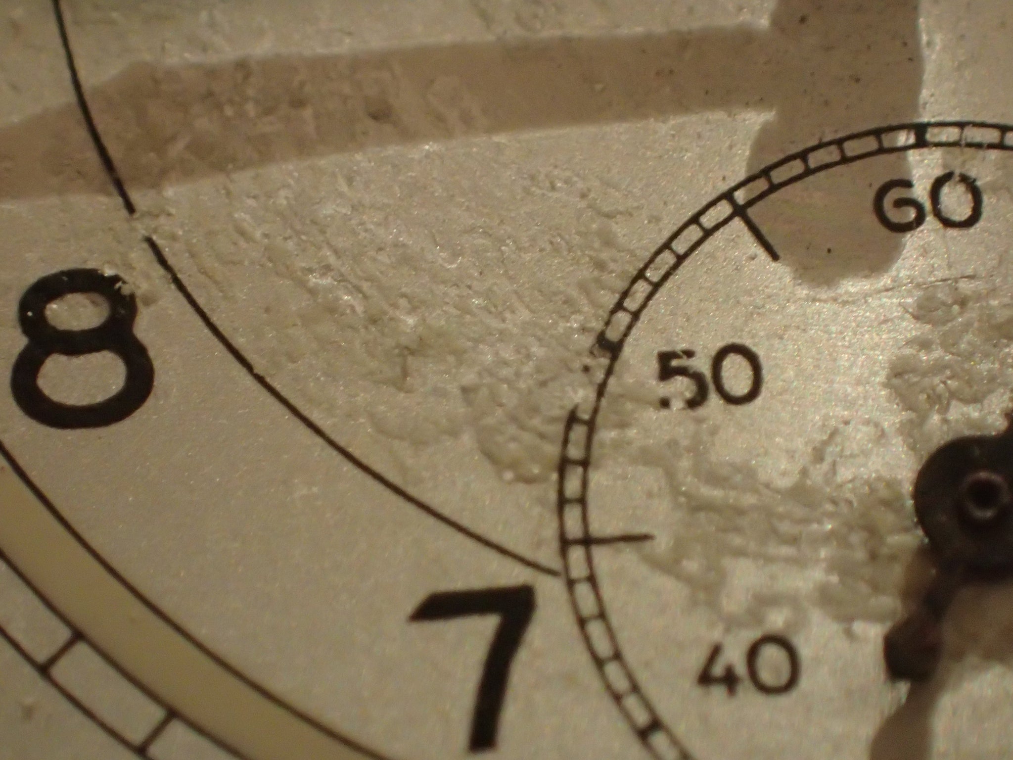 Bronze oxydation sur les montres : ce que tout passionné doit savoir pour éviter les erreurs