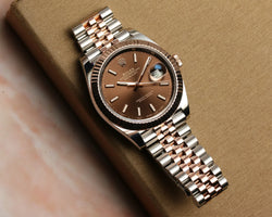 Disponible immédiatement à 8k€ : cette Rolex chocolat Datejust défie les listes d'attente Rolex