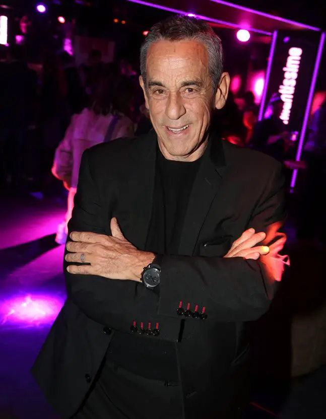 C’était la montre préférée du regretté Thierry Ardisson… elle en dit plus que 20 ans d’interviews