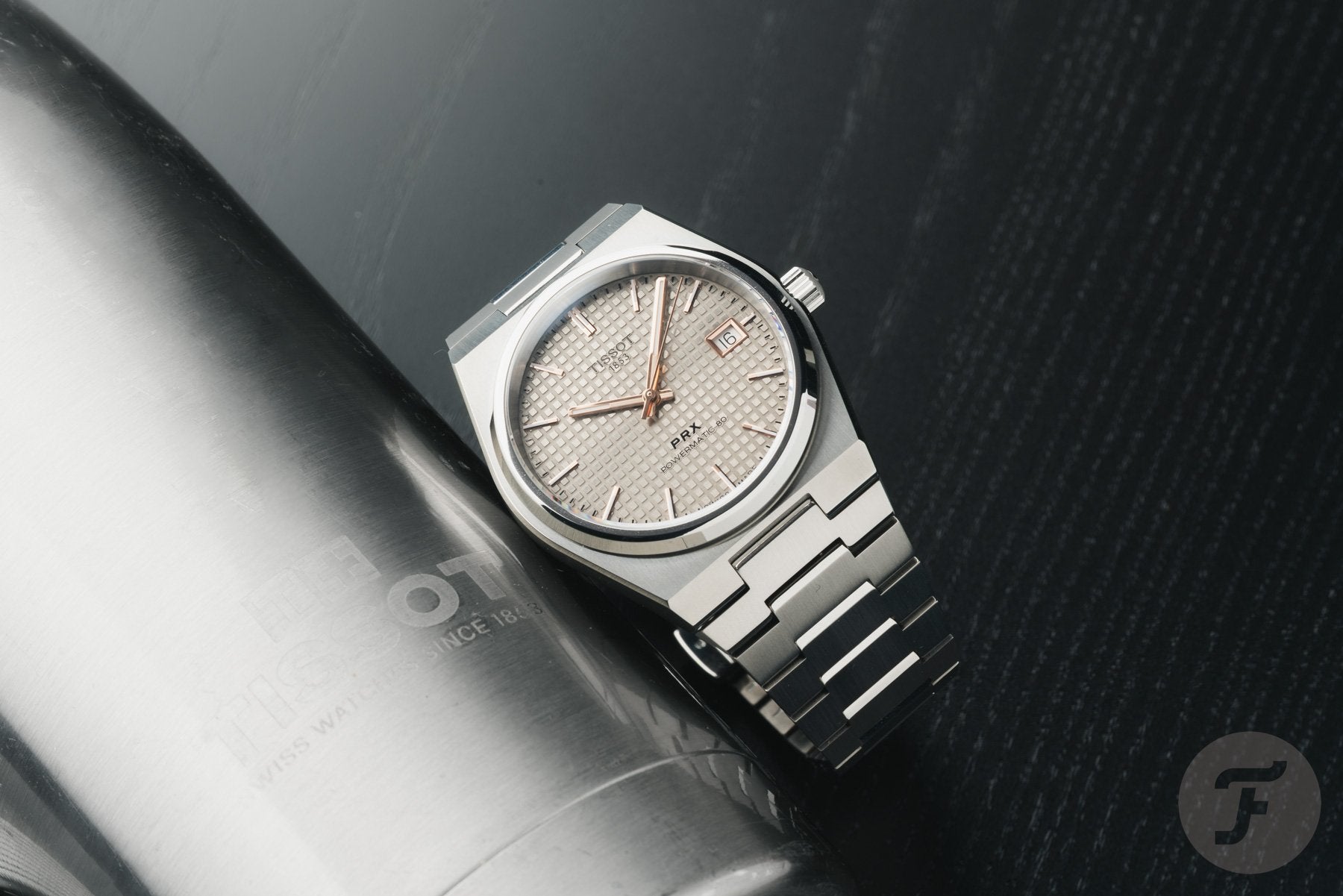 Tissot PRX Titane 38 mm : cette version ultra-légère bouleverse les codes à moins de 1000 €