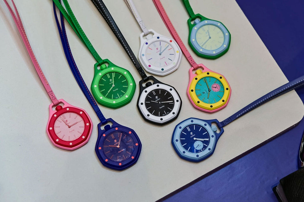 Lacrymogènes, émeutes, files de 24h : la Royal Pop Swatch x AP mérite-t-elle tout ça ?