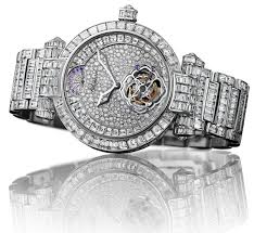 C’est la montre cartier la plus chère a plus d’1 million € , mais son design minimaliste surprend pour un tel prix