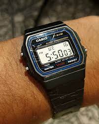 35 ANS PLUS TARD, LA CASIO F-91W RESTE LA RÉFÉRENCE ABSOLUE DES MONTRES DIGITALES