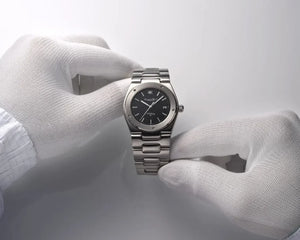 C’est officiel : IWC restaure ses montres vintage et les revend en boutique avec garantie