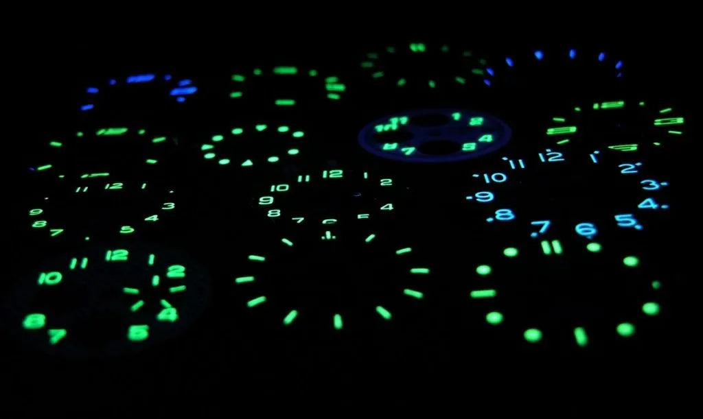 Pourquoi les aiguilles et index des montres sont-ils luminescents ? A ...