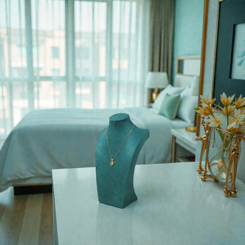 Support Bois Portrait pour Colliers Artisanal